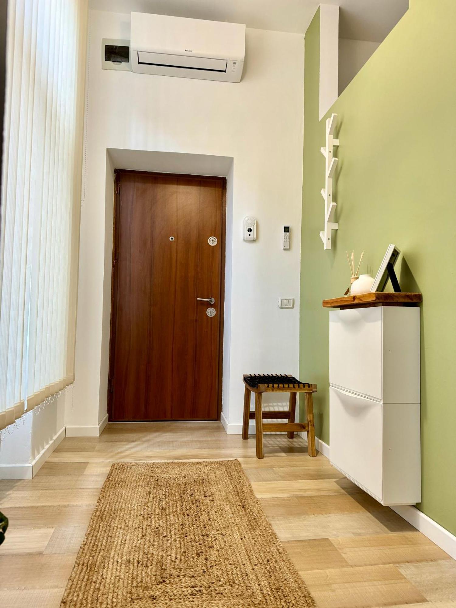 Central - Cozy Studio Arad Exteriör bild
